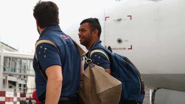 Beale with Adam Ashley-Cooper arrive at Mendoza Airport.
