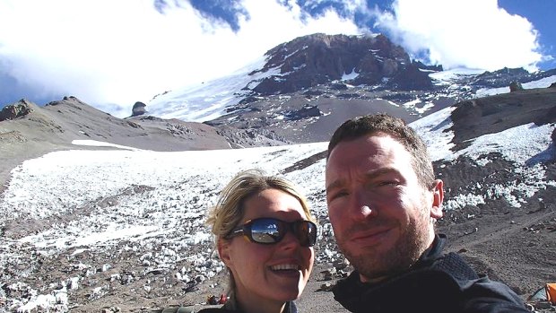 Maria Strydom, who died on a climb to the summit of Mount Everest, with her husband, Robert Gropel.