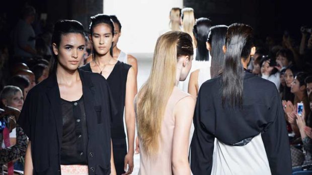 4 Corners Of A Circle kicks off New York Fashion Week S/S 2013 with style - but the big-name designer shows will get underway today.