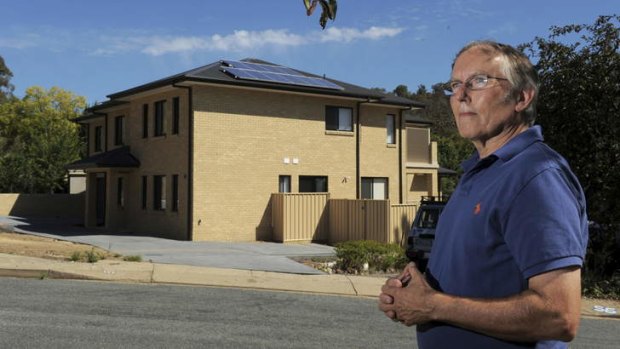 A new home in Gawler Crescent, Deakin, has upset some residents of the suburb, as it not in fitting with the landscape. President of the Deakin Residents' Association, Peter Wurfel, is one of those residents unhappy with the home.