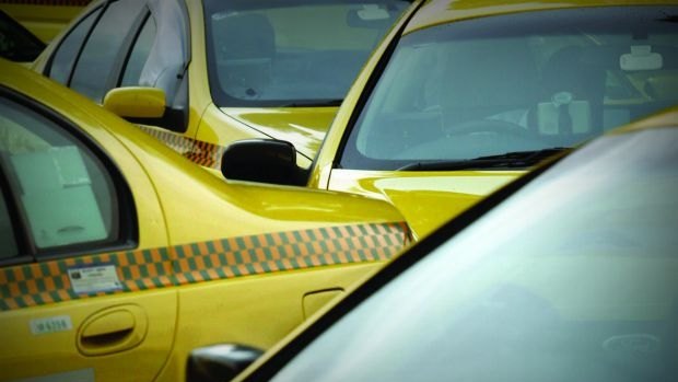 Taxi drivers are protesting at Melbourne Airport. 