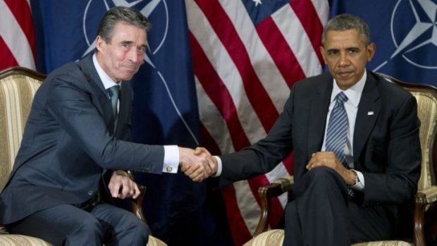 US President Barack Obama (right) meets with NATO Secretary General Anders Fogh Rasmussen.