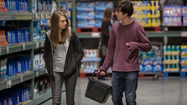 Cara Delevingne with co-star Nat Wolff in <i>Paper Towns</i>