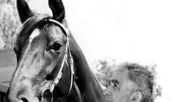 Inseparable &#8230; trainer George Chiotis with his ill-fated maiden mare Ouroene at Canterbury in 1981.