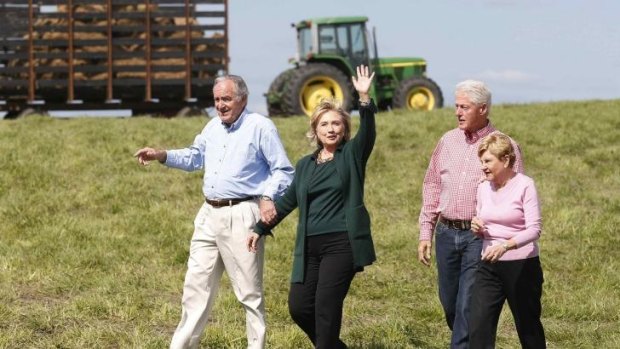 Down on the farm: The Clintons with Senator Tom Harkin and Ruth Harkin.