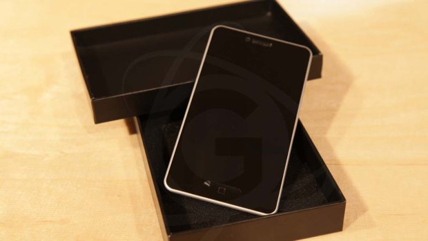 The Giga Netzwerk iPhone 5 prototype created based on leaked information.
