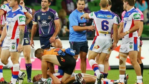 Newcastle Knights forward Alex McKinnon has suffered fractures to two vertebrae.