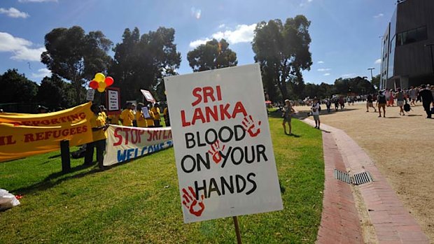 Boycott ... Tamil protesters outside the MCG on the day of the Boxing Day Test between Australia and Sri Lanka.