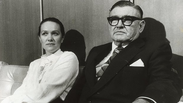 Gina with her father, Lang Hancock in Sydney, June 1982.