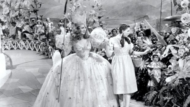 Garland on set of The Wizard of Oz