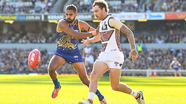Lewis Jetta finally found some form for the Eagles.