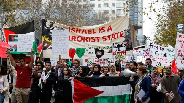 The Free Gaza Rally saw protestors march from the State Library of Victoria to the Department of Foreign Affairs and Trade.