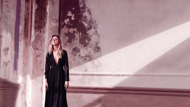Myer ambassador Jennifer Hawkins in a White Suede dress, in the 2016 autumn-winter campaign.