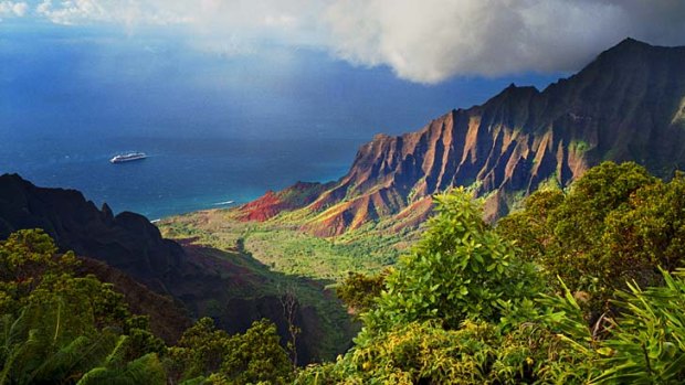 Hawaii: The Na Pali coast as seen by helicopter.