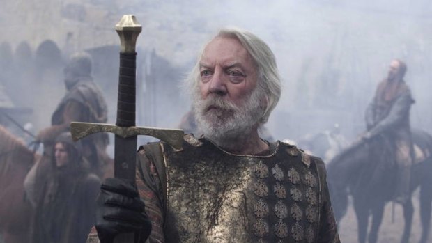 Donald Sutherland as Earl Barthomolew in <i>Pillars of the Earth</i>.