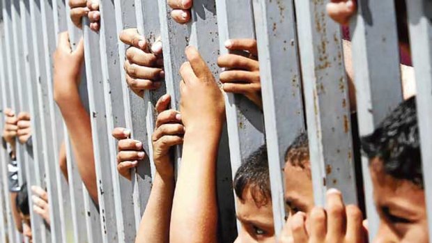 Palestinian Children demand the opening of the crossings and the ending of the siege on the Gaza Strip.