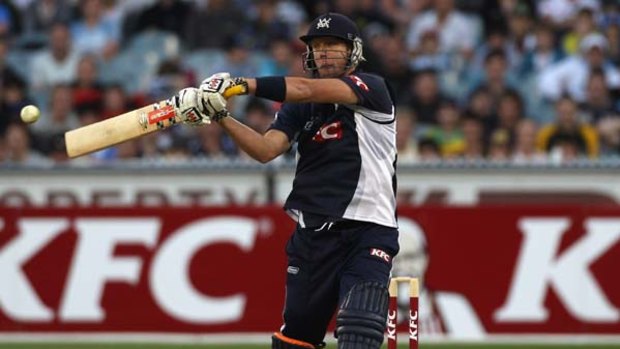 Cameron White of the Bushrangers plays a pull shot during the Twenty20 Big Bash match against the Queensland Bulls at the MCG last week.