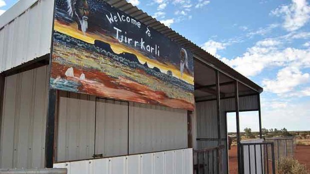 The Tjirrkali Aboriginal Community is 180 kilometres north-west of Warburton.