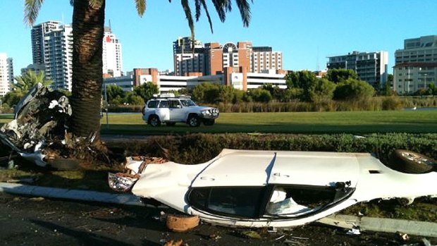 The crash scene on Riverside Drive. <i>Photo: Michele Gelle, via Twitter.</i>