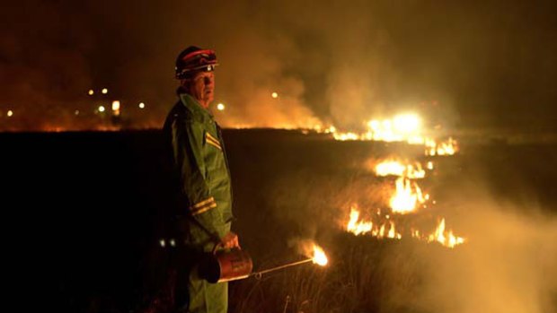 The commission criticised the state's current target for controlled burning of 130, 000 hectares a year, which equals about 1.7 per cent of public land. <i>Picture: Michael Clayton-Jones</i>