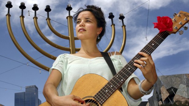 Ronit is performing at Chanukah in the city tonight.