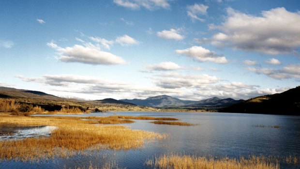 Lake Jindabyne.