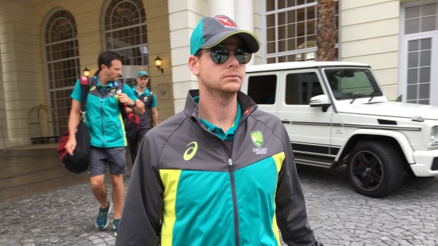Steve Smith leaves Hotel in Cape Town.