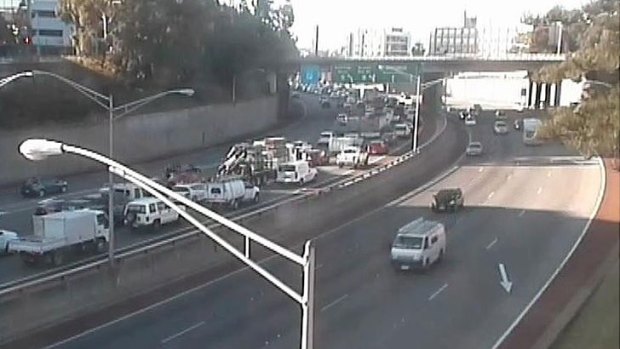 The 7.30am southbound traffic on the Mitchell Freeway at Hay Street.