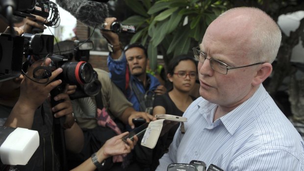 Australian lawyer Julian McMahon speaks with the media after meeting with Australian death row prisoners Myuran Sukumaran and Andrew Chan, outside Bali's Kerobokan prison.