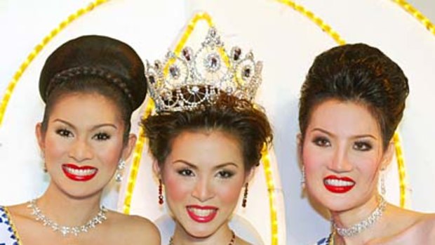 Winners of the 2003 'Miss Tiffany' transsexual beauty pageant.