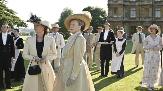 <i>Downton Abbey</i>... the best place for snobs.