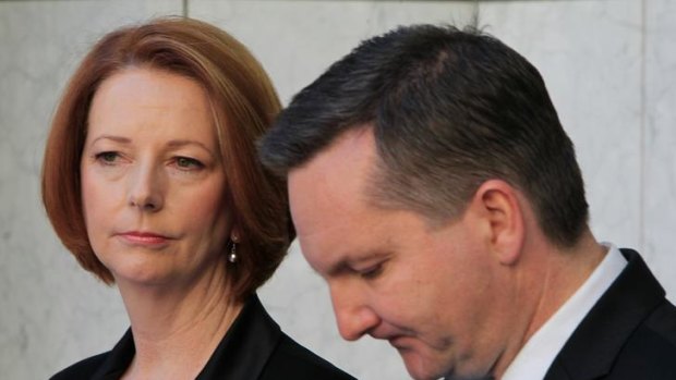 Prime Minister Julia Gillard and Immigration minister Chris Bowen have announced their intention to legislate to pursue offshore processing of asylum seekers.