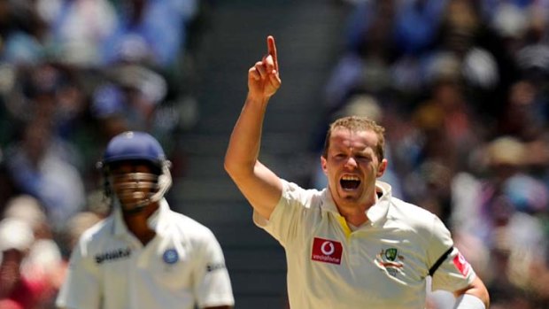 Peter Siddle ends the Indian first innings by having Ravichandran Ashwim caught behind.