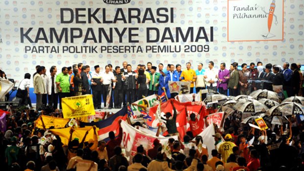 Party leaders gathered in Jakarta yesterday to declare a peaceful election.