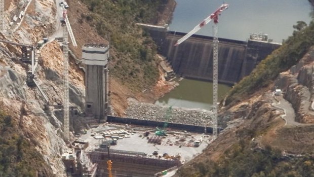 A 2011 aerial image of the enlarged Cotter Dam construction site.