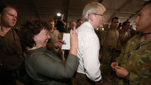 Prime Minister Kevin Rudd with his wife Therese Rein during a surprise pre-election visit.