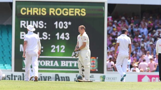 Chris Rogers completes his century at the SCG on Sunday.