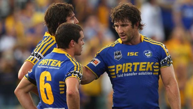 Part-timer ... Parramatta No.6 Daniel Mortimer with his skipper, Nathan Hindmarsh. The playmaker wasn't required last week.