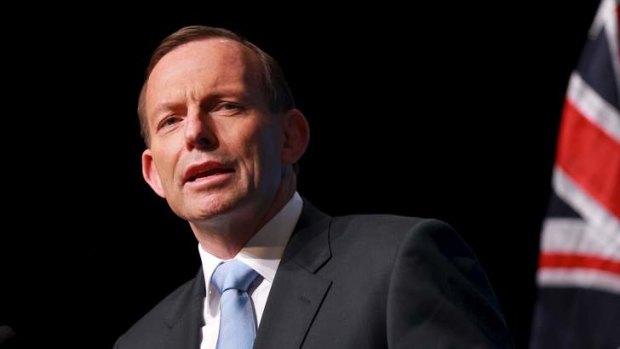 Prime Minister Tony Abbott has praised Sri Lanka's progress on human rights amid mounting speculation Tamil asylum seekers will be handed over to the country.