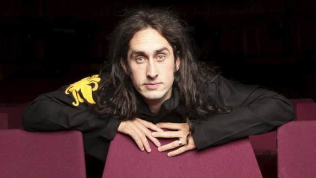 Comedian Ross Noble is bringing his Mindblender to Boondall.