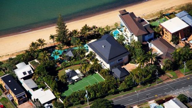 'His and Hers' Redcliffe mansions - the 'his' side has sold for $5.3m