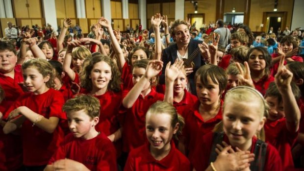 In tune with children: Olympian Matthew Mitcham  joined North Ainslie Primary Students at the <i>Music: Count Us In</i> event.