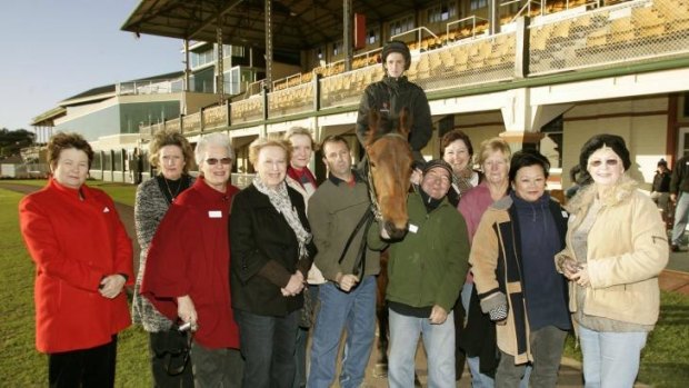 Sad loss: Newcastle trainer Phil Anderson, in green, died this week.