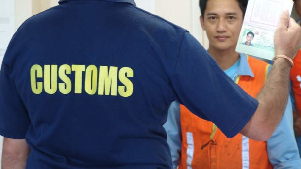 Customs officer: 'worst job in Australia".