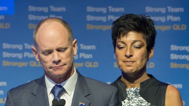 Campbell Newman, with his wife Lisa, concedes defeat at the 2015 Queensland election.