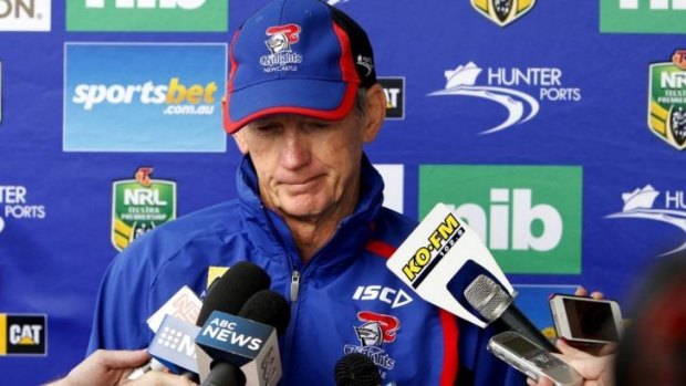 Wayne Bennett has announced he will step down as the Knights