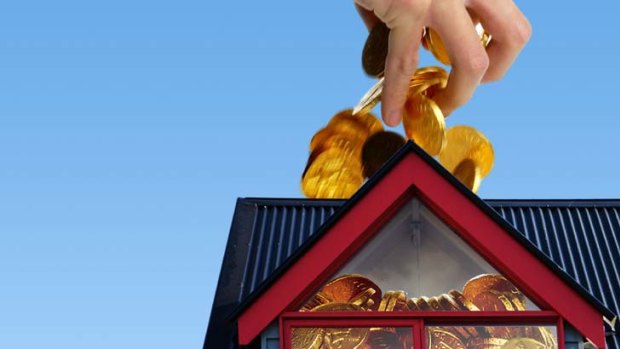 Number of Australians struggling to pay their mortgage hit a new high in first three months of 2011.