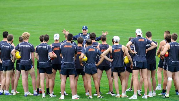 Mick Malthouse addressing Carlton players for the first time, Novemeber 2012.