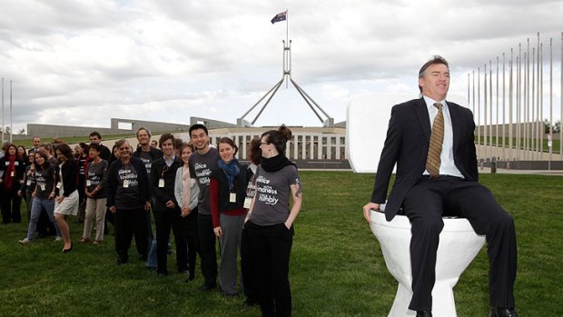 Independent MP Rob Oakeshott participates in Canberra's Longest Toilet Queue.