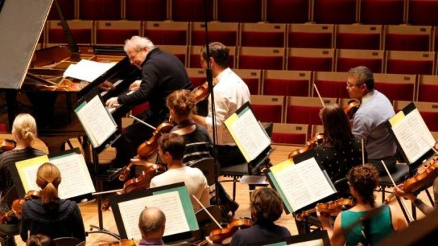 Pianist Emanuel Ax in rehearsal with the Sydney Symphony Orchestra. 